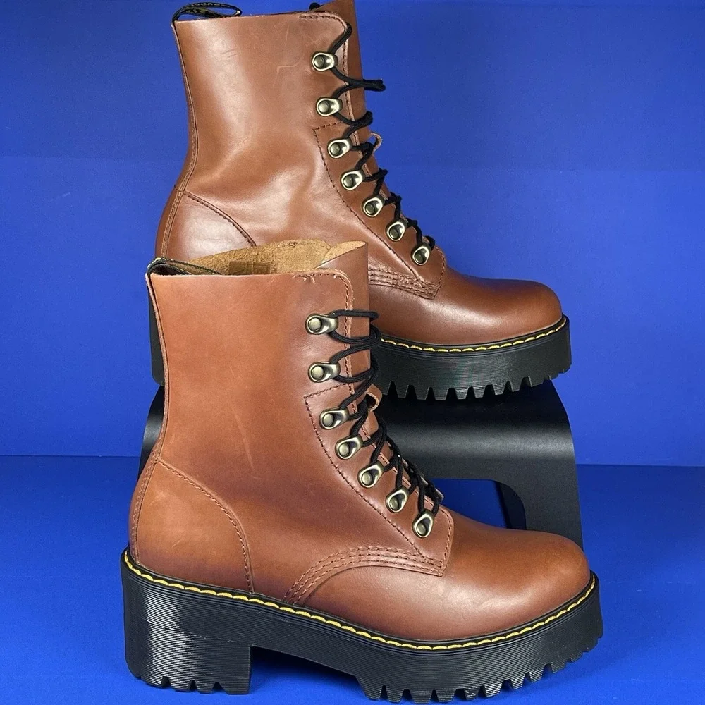 Dr. Martens Leona Heeled Tan Saddle Leather Womens Size 10 42 Lace Up Ankle Boot